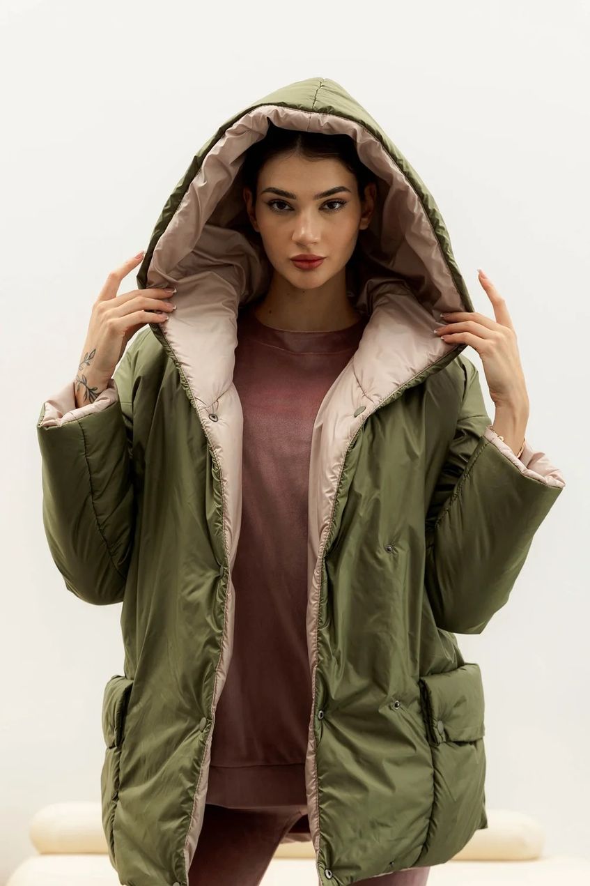 Женская теплая двухсторонняя куртка с капюшоном SEV-2091.5447 оливковая-бежевая