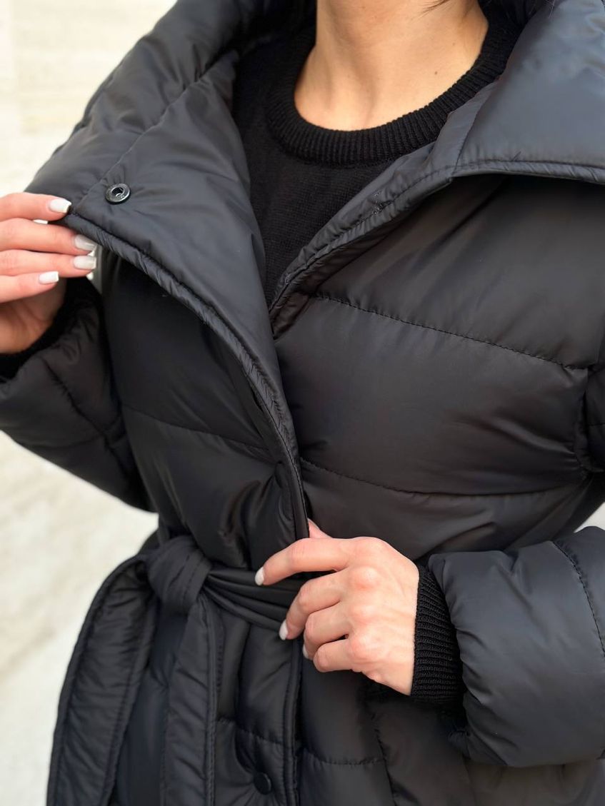 Жіноча довга утеплена куртка пуховик з поясом LL-067 чорна