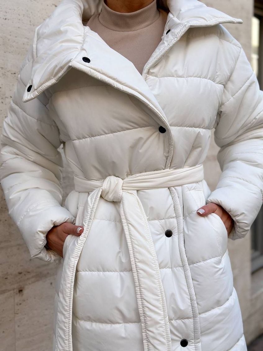Женская длинная утепленная куртка пуховик с поясом LL-067 молочная