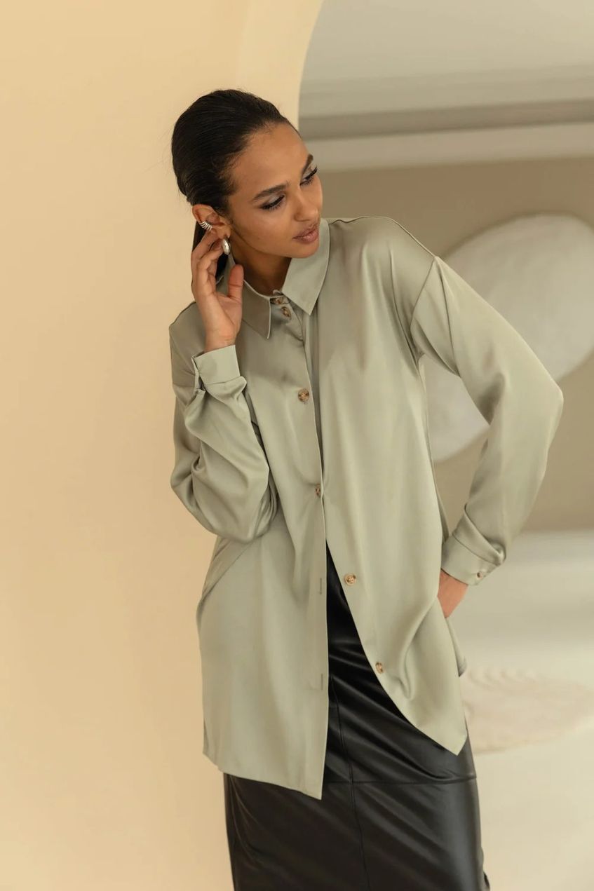 Жіноча шовкова блузка на гудзиках з довгими рукавами SEV-2126.5592 оливкова
