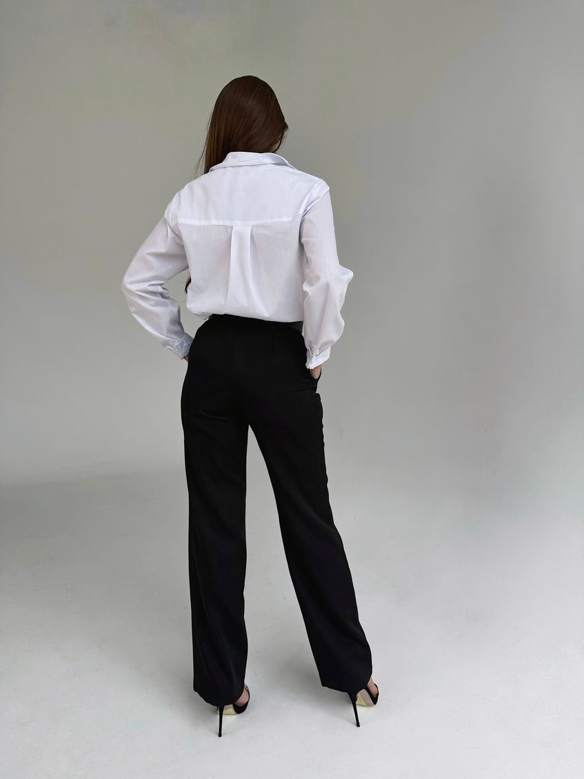 Классическая женская рубашка с длинным рукавом Белая