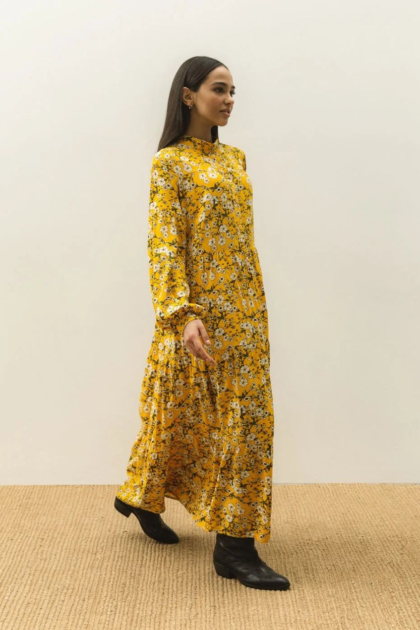 Жіноча сукня сорочка мідаксі з рюшами SEV-2048-1.53 жовта