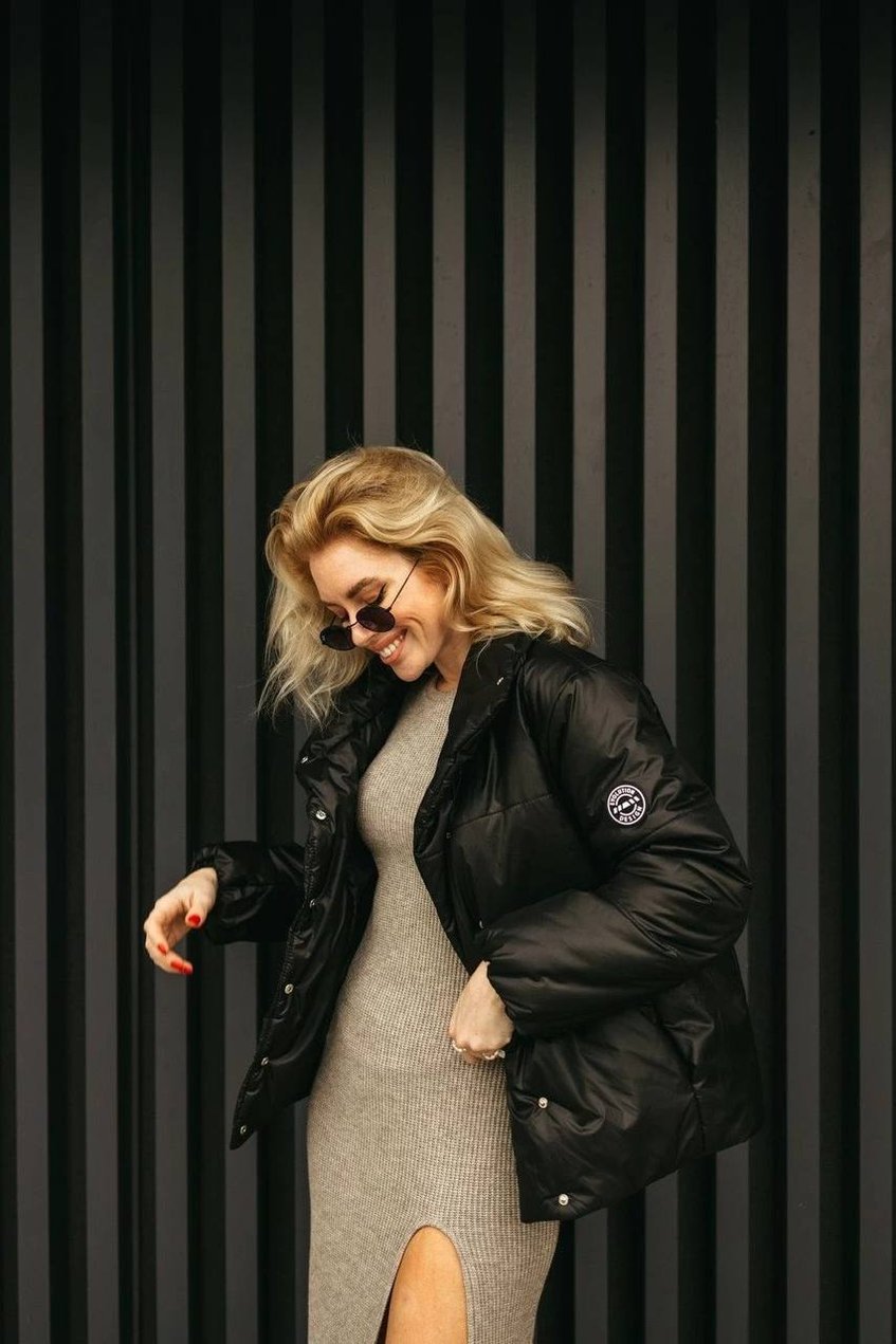 Женская короткая куртка на кнопках SEV-2019.5245 черная