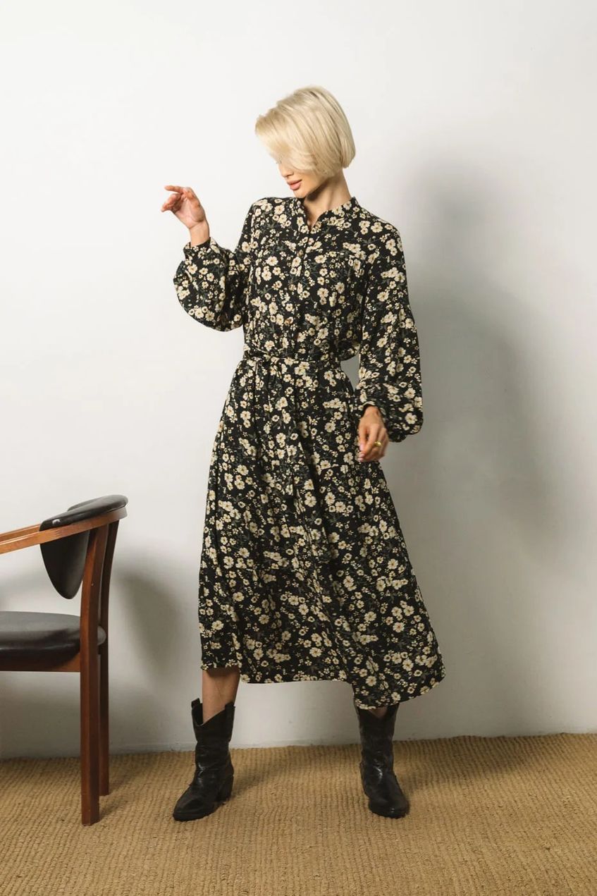 Жіноча сукня сорочка мідаксі з рюшами SEV-2048-1.53 чорна