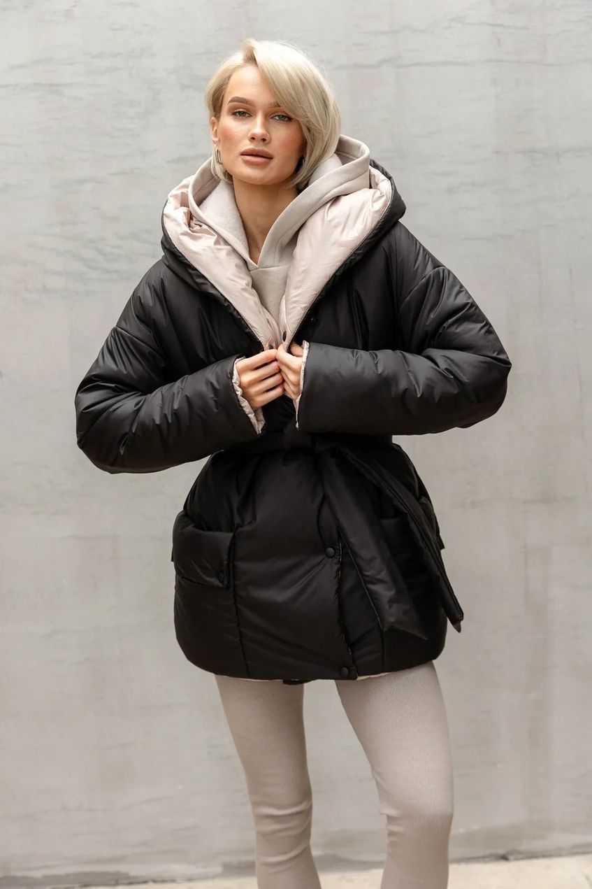 Женская теплая двухсторонняя куртка с капюшоном SEV-2091.5464 черная-бежевая