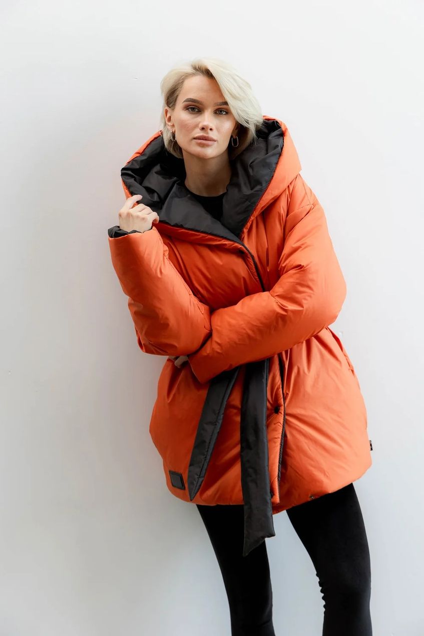 Жіноча тепла двостороння куртка з капюшоном SEV-2091.5461 чорна-теракотова