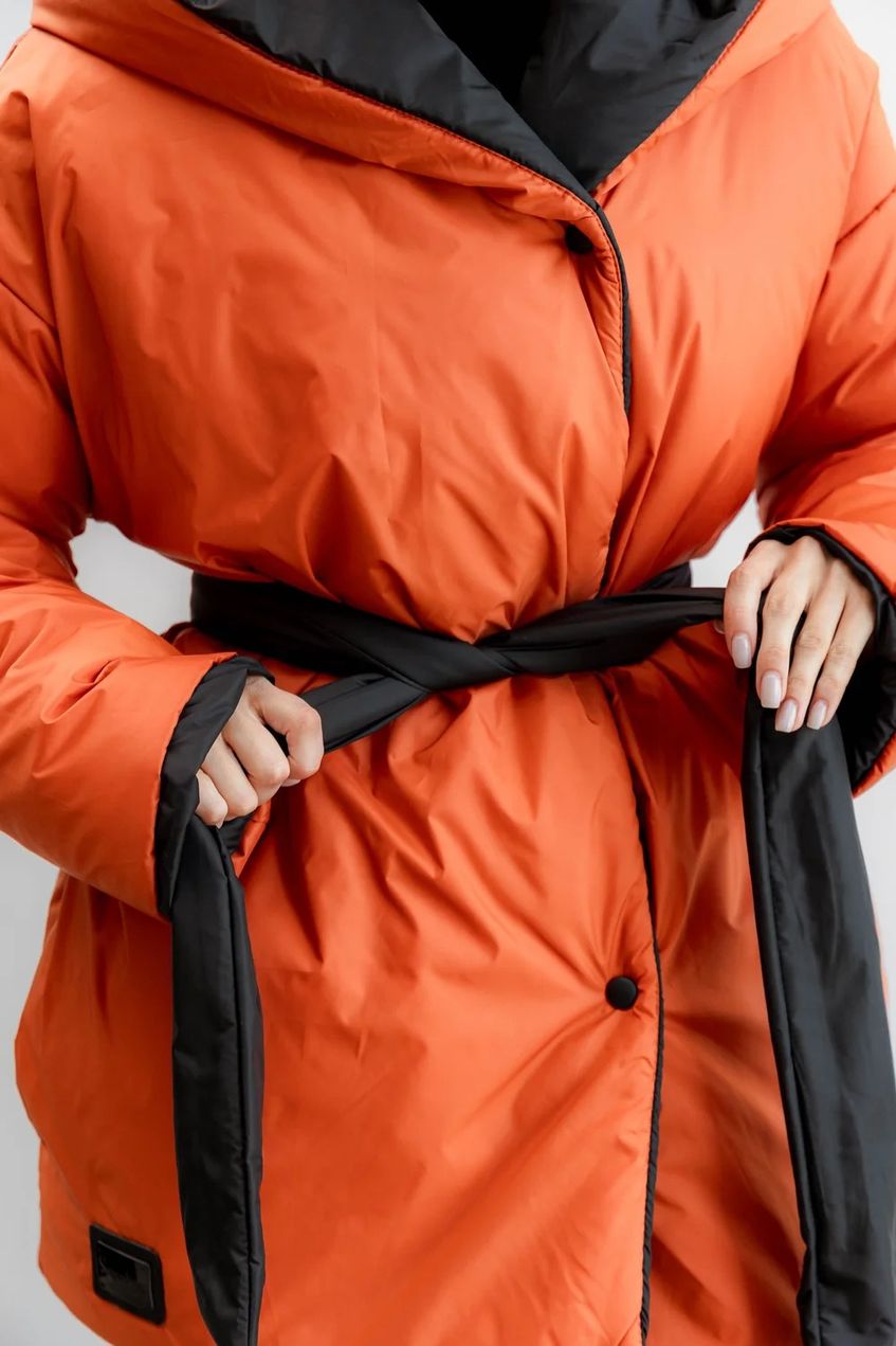 Жіноча тепла двостороння куртка з капюшоном SEV-2091.5461 чорна-теракотова