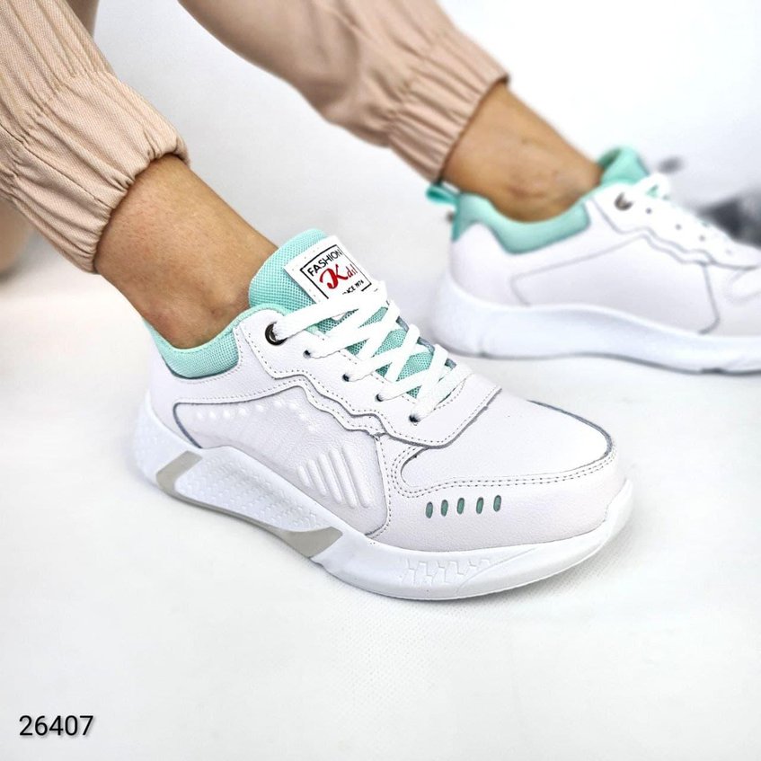 Жіночі шкіряні кросівки на шнурівці білі LS-26407